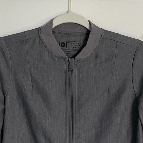 FIGS Bellery Zip Up Scrub Jacket/Grey - 29385 - Picture 4 of 16